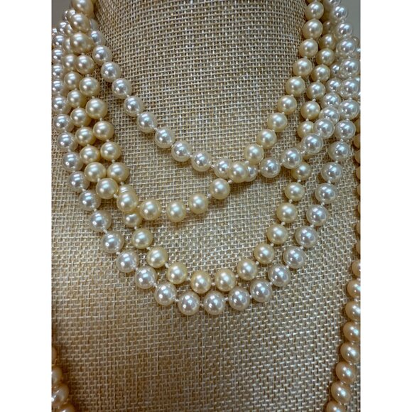 Three Glass Pearl Necklaces In Cream & Ivory Tones 26"-34" Long - Picture 3 of 9